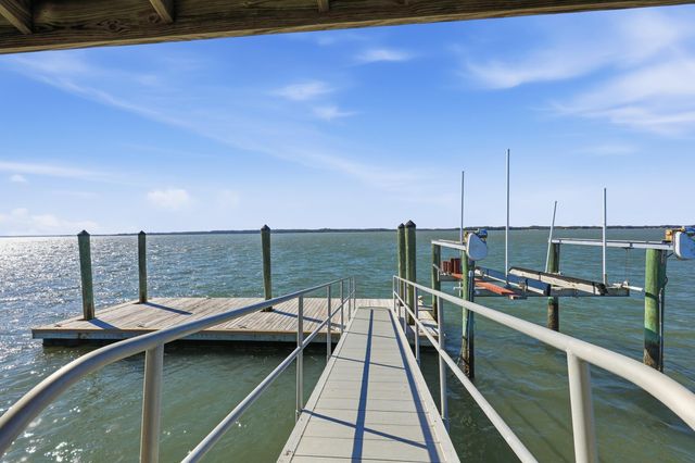 112 Front Street, Saint Helena Island, SC 29920