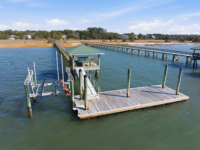112 Front Street, Saint Helena Island, SC 29920