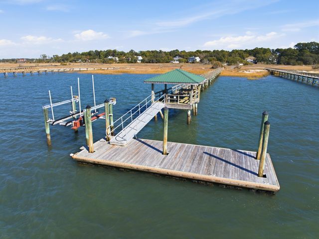 112 Front Street, Saint Helena Island, SC 29920