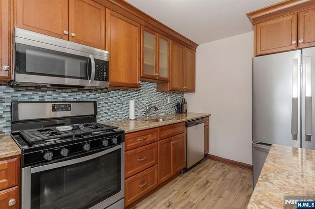 50 Knox Terrace 1B, Wayne, NJ 07470