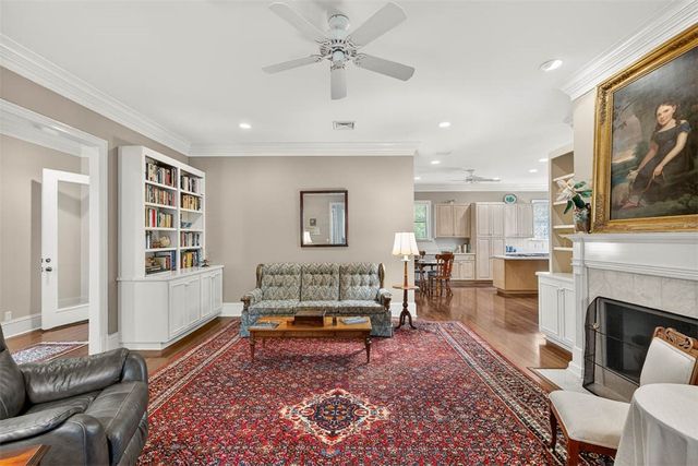 262 Saint James Ave, St Simons Island, GA 31522