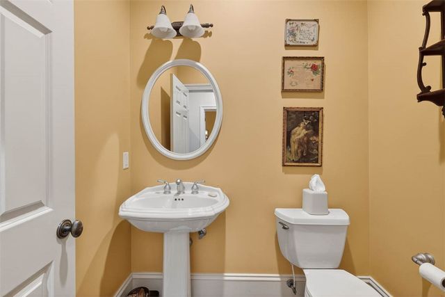 262 Saint James Ave, St Simons Island, GA 31522