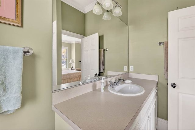 262 Saint James Ave, St Simons Island, GA 31522