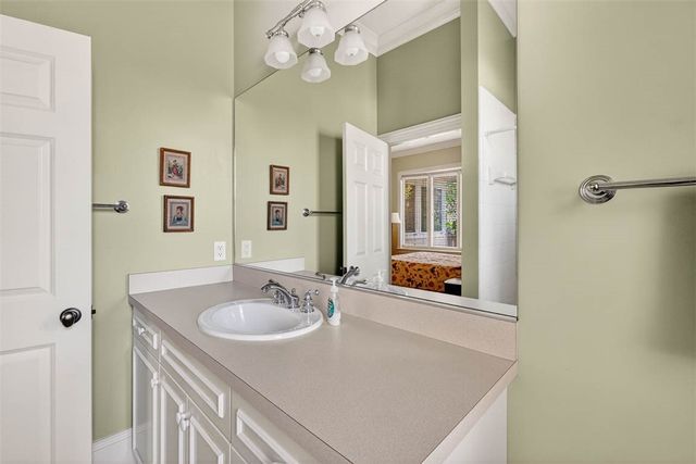 262 Saint James Ave, St Simons Island, GA 31522