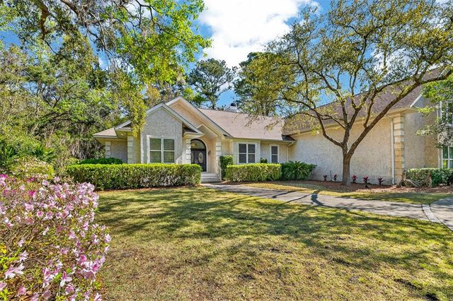262 Saint James Ave, St Simons Island, GA 31522