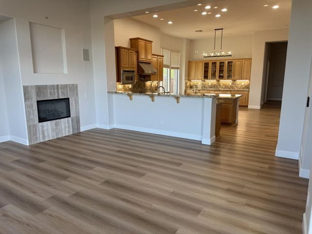 42107 N Mountain Cove Drive, Anthem, AZ 85086