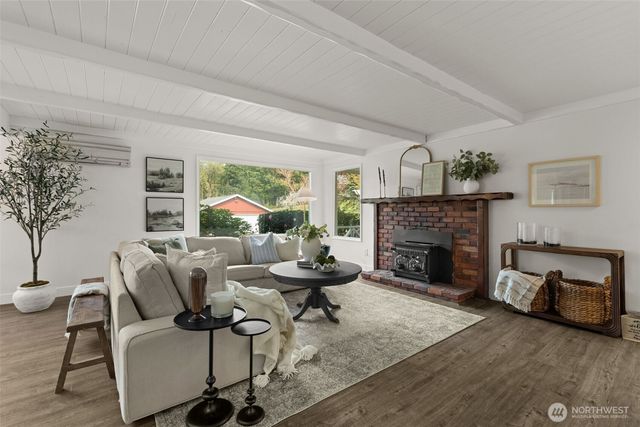 18110 Roberts Road NW, Vaughn, WA 98394
