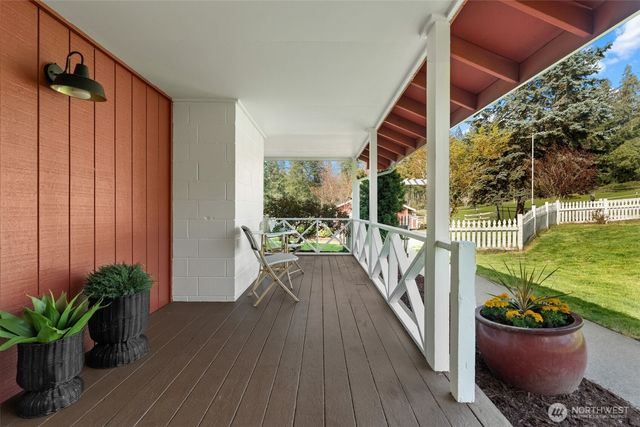18110 Roberts Road NW, Vaughn, WA 98394