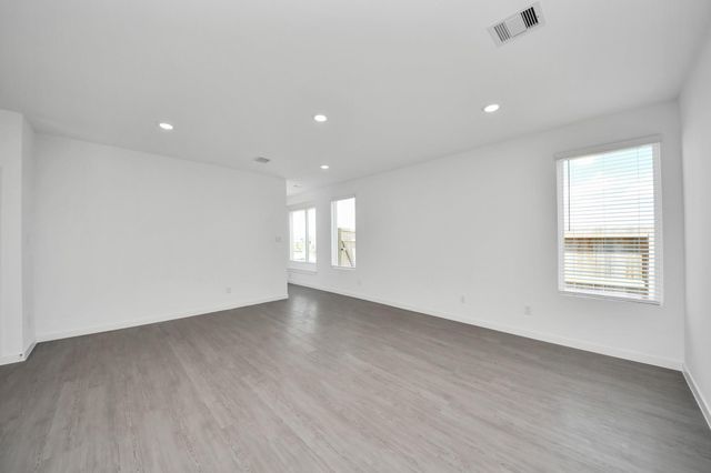 29515 Pondview Drive, Waller, TX 77484