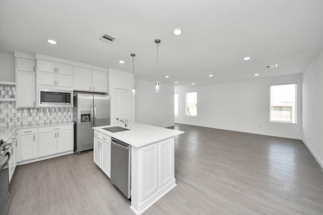 29515 Pondview Drive, Waller, TX 77484