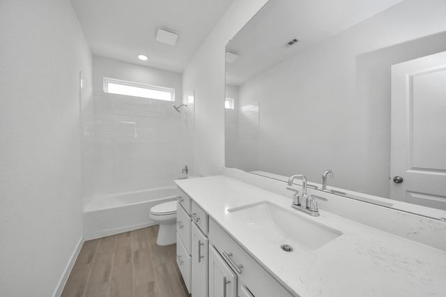 29515 Pondview Drive, Waller, TX 77484