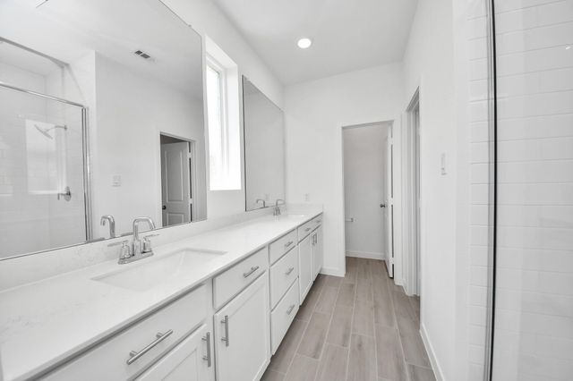 29515 Pondview Drive, Waller, TX 77484
