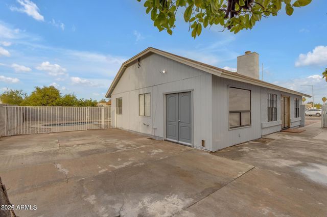 3830 N 89TH Drive, Phoenix, AZ 85037