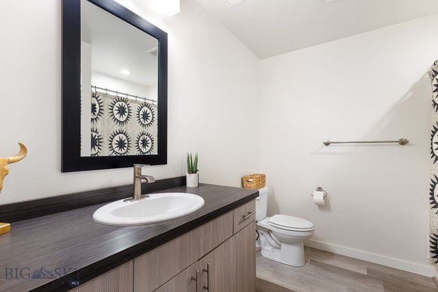 1307 Grover Lane B, Belgrade, MT 59714