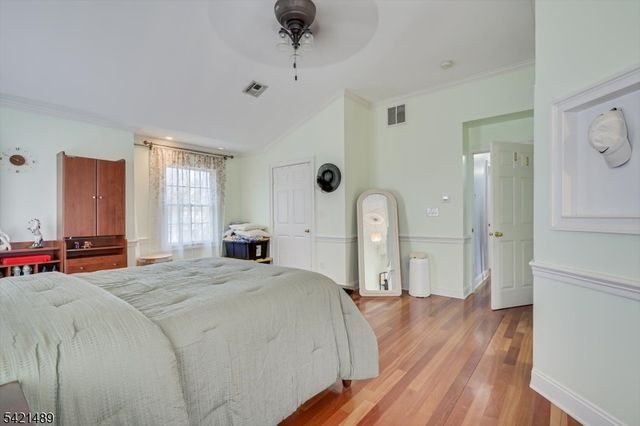 9 Colburn Rd, East Brunswick Twp., NJ 08816