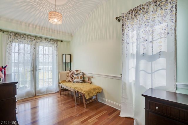 9 Colburn Rd, East Brunswick Twp., NJ 08816