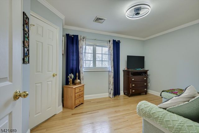 9 Colburn Rd, East Brunswick Twp., NJ 08816