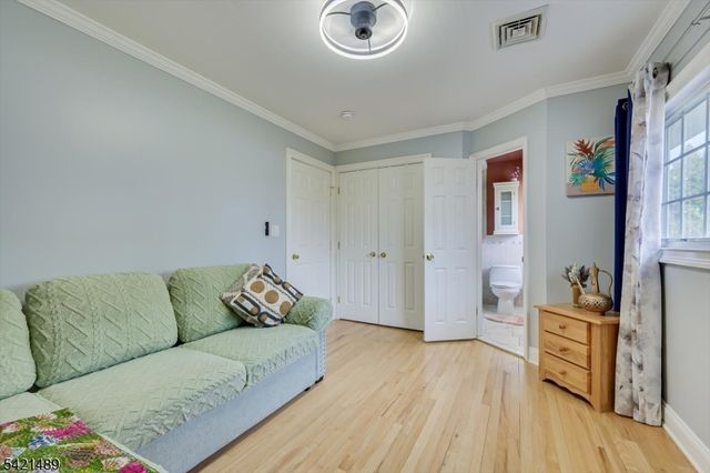 9 Colburn Rd, East Brunswick Twp., NJ 08816