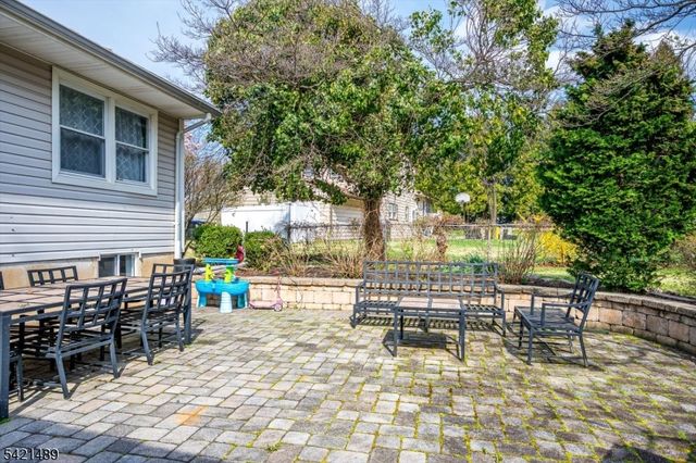 9 Colburn Rd, East Brunswick Twp., NJ 08816