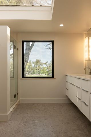 8717 South View RD, Austin, TX 78737