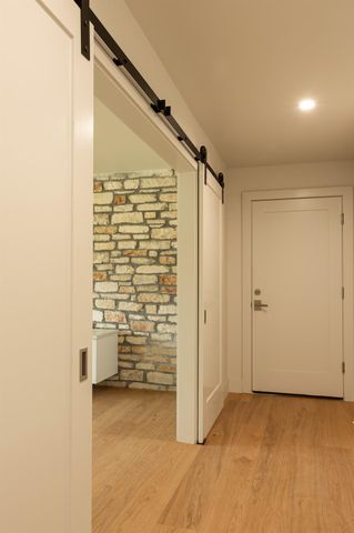 8717 South View RD, Austin, TX 78737