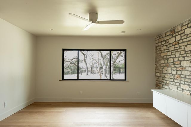 8717 South View RD, Austin, TX 78737