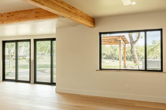 8717 South View RD, Austin, TX 78737