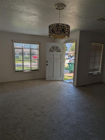 5318 Angelo Street, Houston, TX 77009