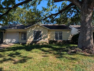 5318 Angelo Street, Houston, TX 77009