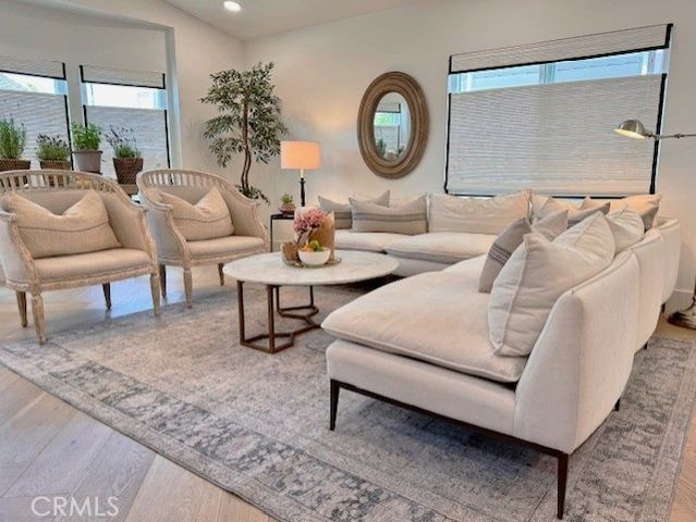 250 Mayflower, Newport Beach, CA 92660