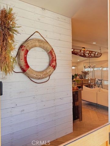 250 Mayflower, Newport Beach, CA 92660