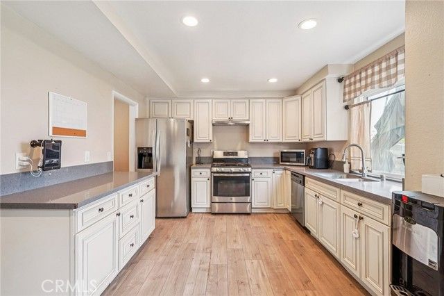 1069 N Darfield Avenue, Covina, CA 91724