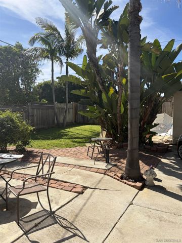 415 S Weitzel St, Oceanside, CA 92054