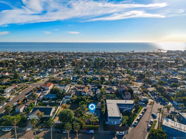 415 S Weitzel St, Oceanside, CA 92054