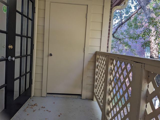 8055 Cambridge Street 16, Houston, TX 77054