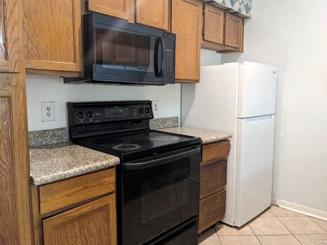 8055 Cambridge Street 16, Houston, TX 77054