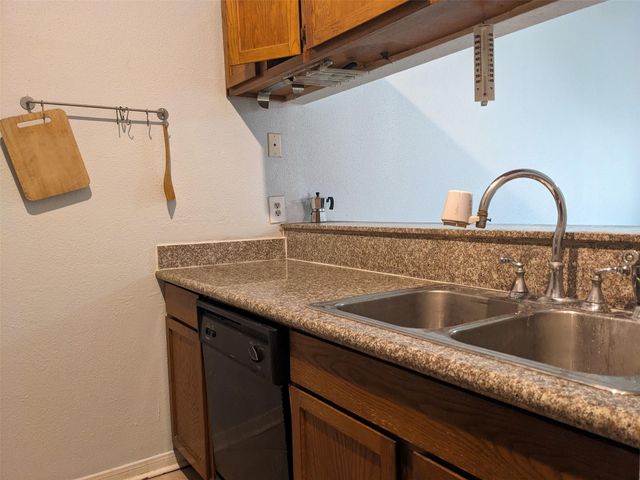 8055 Cambridge Street 16, Houston, TX 77054