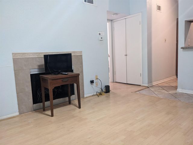 8055 Cambridge Street 16, Houston, TX 77054