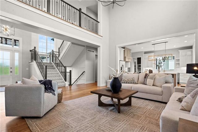 11705 W 170th Street, Overland Park, KS 66221