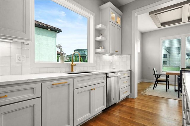 11705 W 170th Street, Overland Park, KS 66221