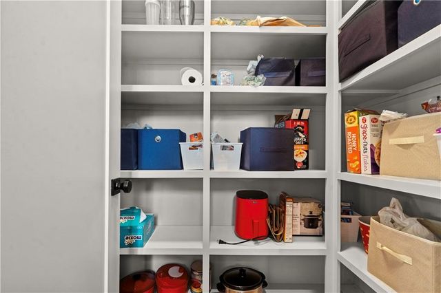 11705 W 170th Street, Overland Park, KS 66221