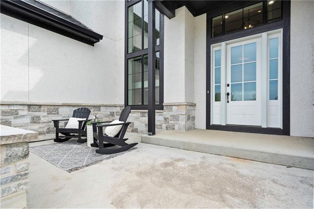 11705 W 170th Street, Overland Park, KS 66221