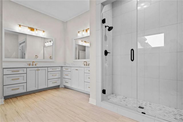 11705 W 170th Street, Overland Park, KS 66221