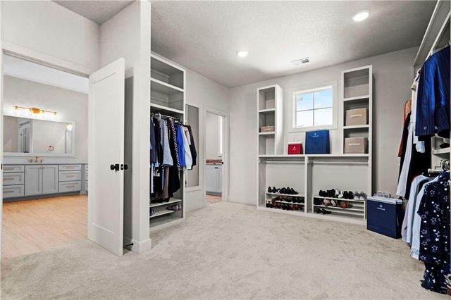 11705 W 170th Street, Overland Park, KS 66221