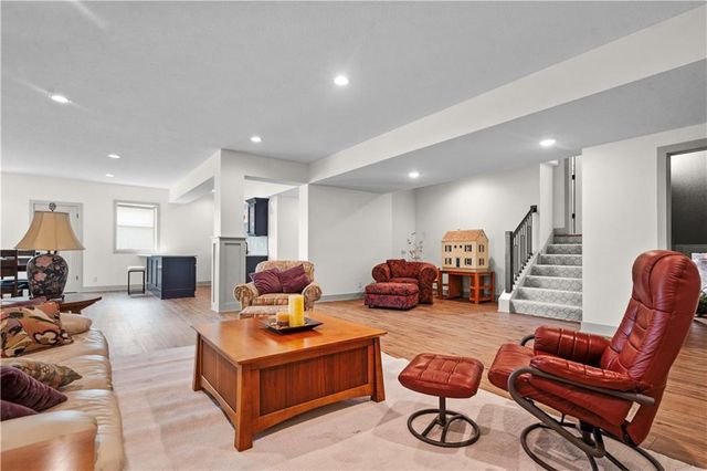 11705 W 170th Street, Overland Park, KS 66221