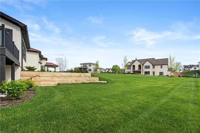 11705 W 170th Street, Overland Park, KS 66221