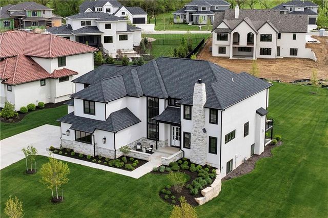 11705 W 170th Street, Overland Park, KS 66221