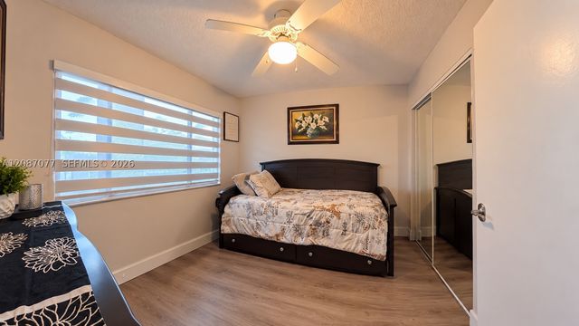 1400 SW 137th Ave 305F, Pembroke Pines, FL 33027