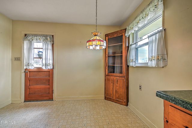 428 Merriewood Drive, Bristol, TN 37620