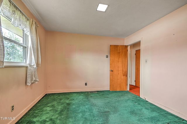 428 Merriewood Drive, Bristol, TN 37620